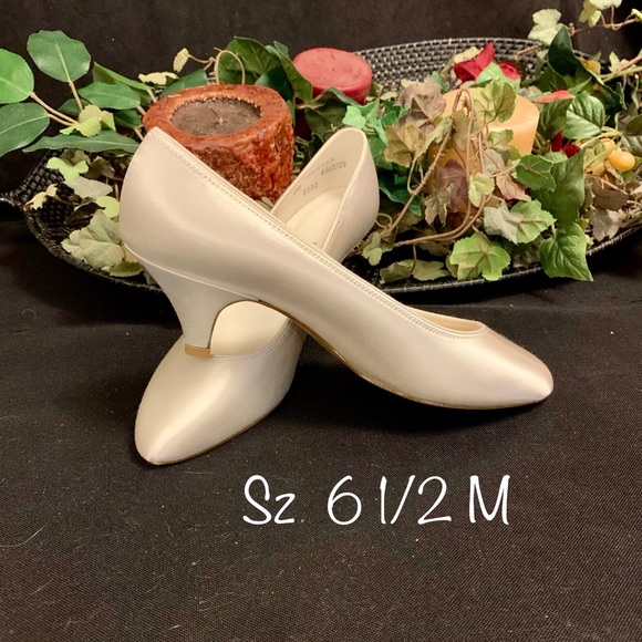 White satin dress shoes Clearance